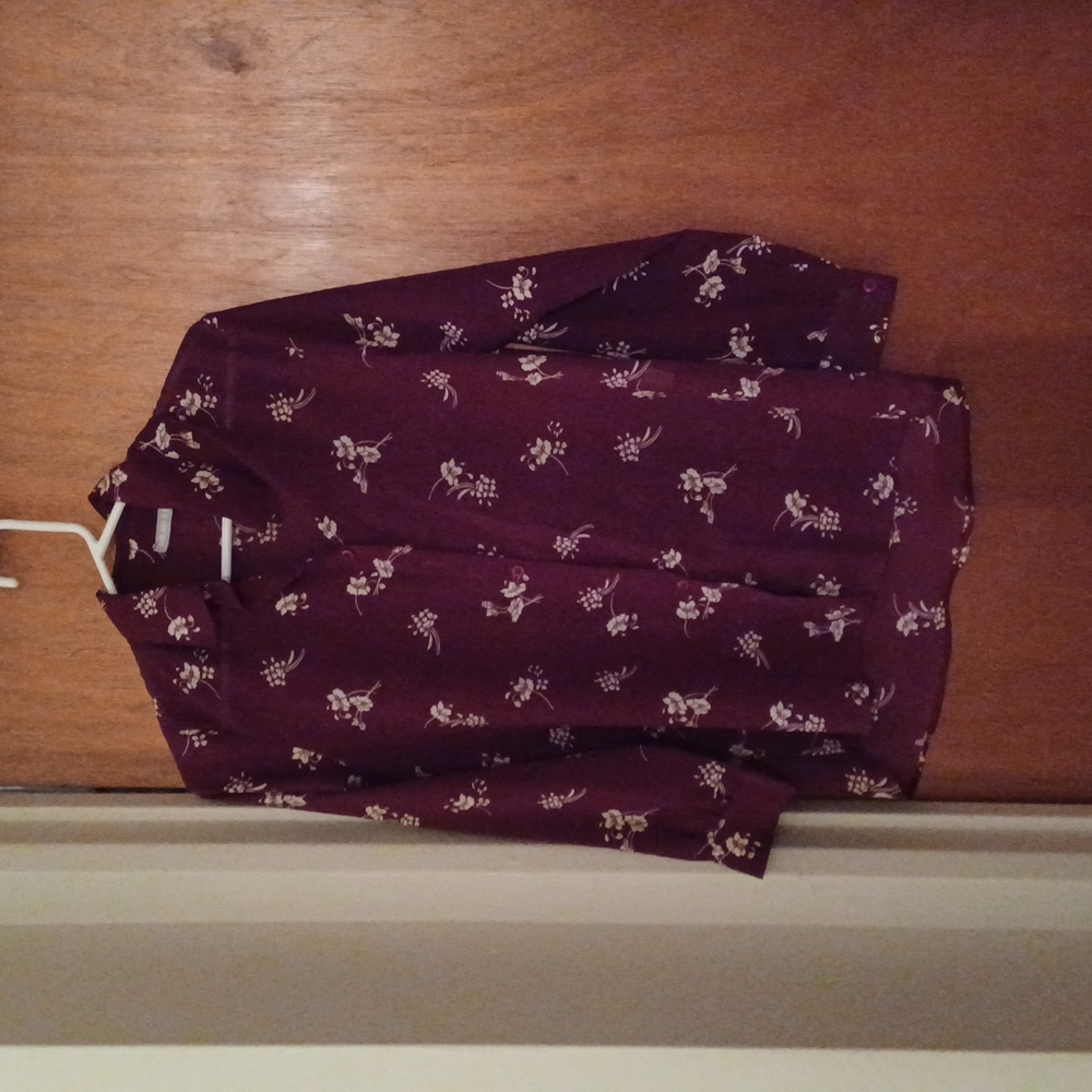 Burgundy blouse, size m/l